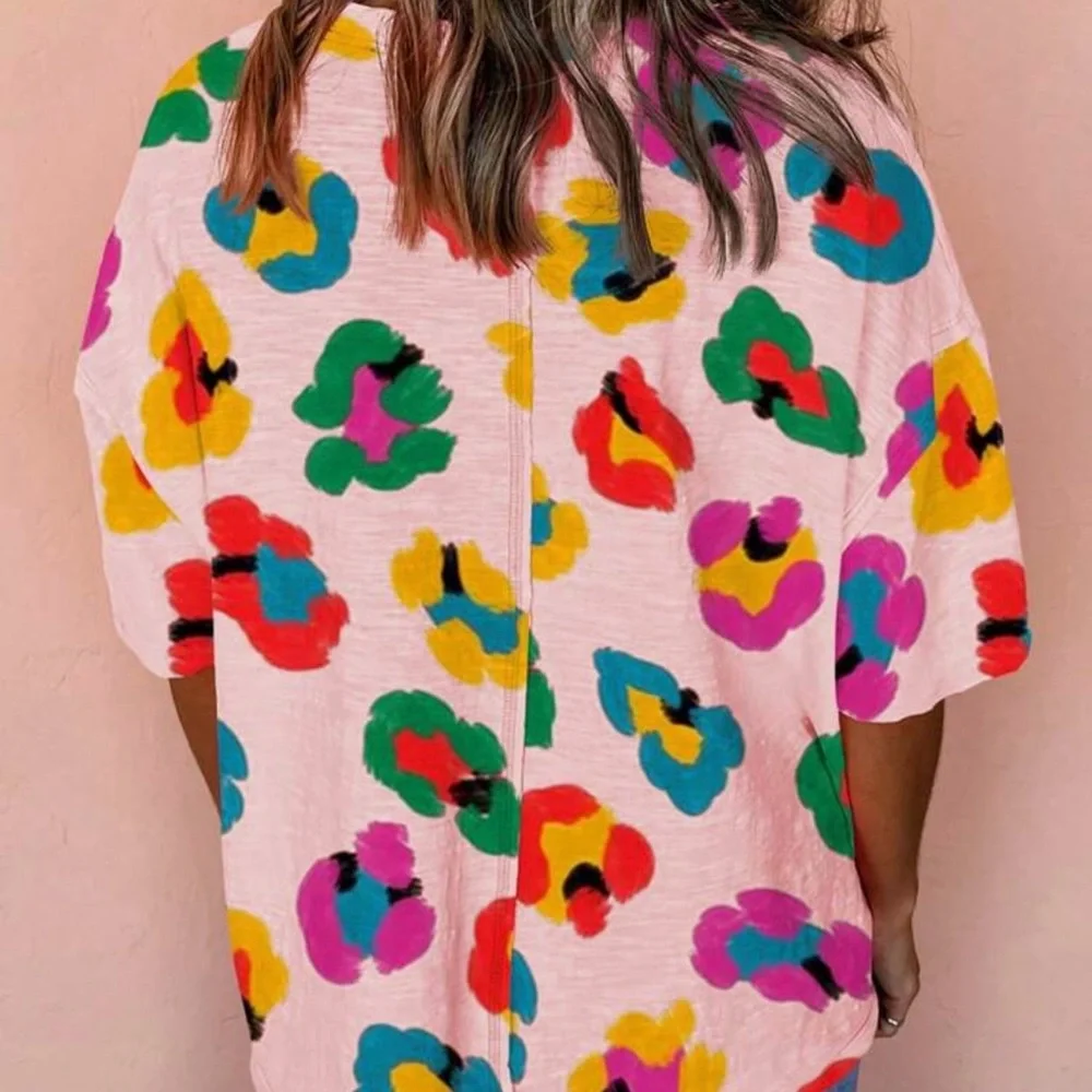 ⭐️Pink and Red Abstract Short Sleeve Tee - Picture 4 of 5